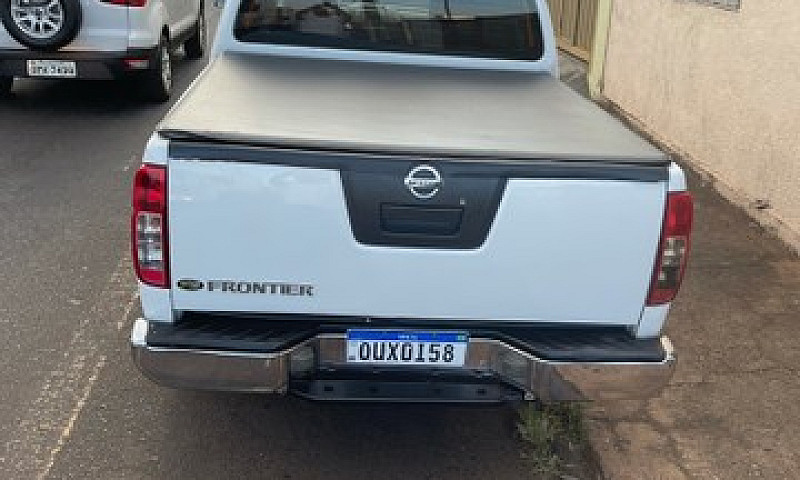 Nissan Frontier S Di...