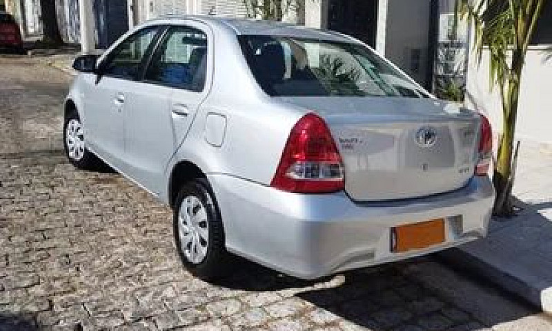 Etios Xs 1.5 Automát...