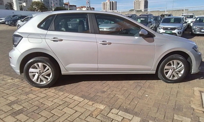Volkswagen Polo 2024...