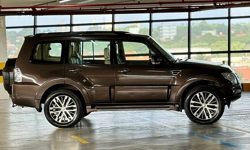 Mitsubishi Pajero Hp...