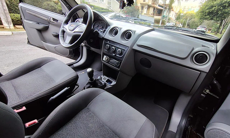 Prisma Lt 1.4 2012 B...