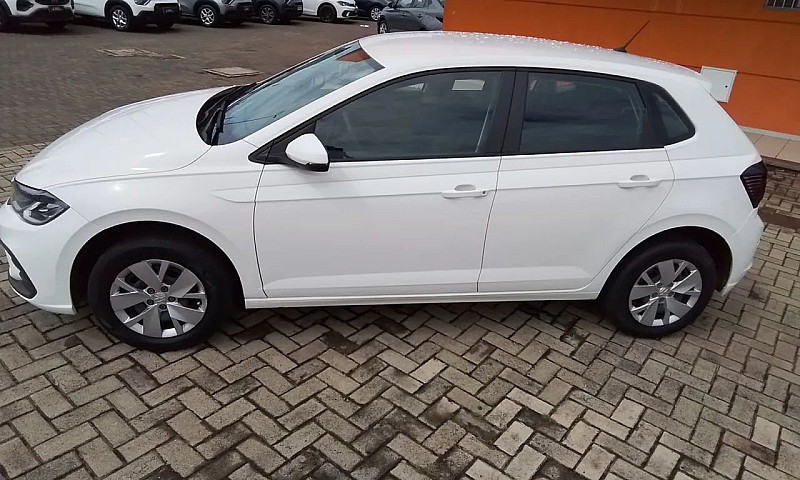 Volkswagen Polo 2024...
