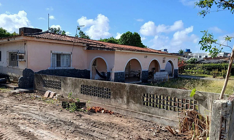 Candeias Casarão ...