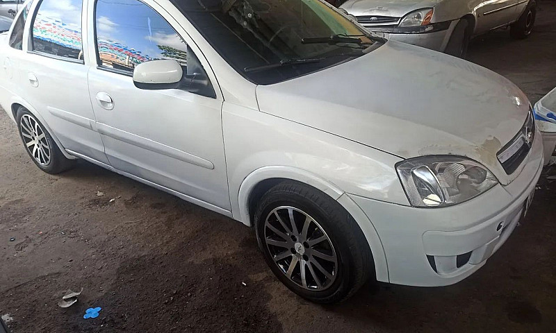 Chevrolet Corsa Sed....