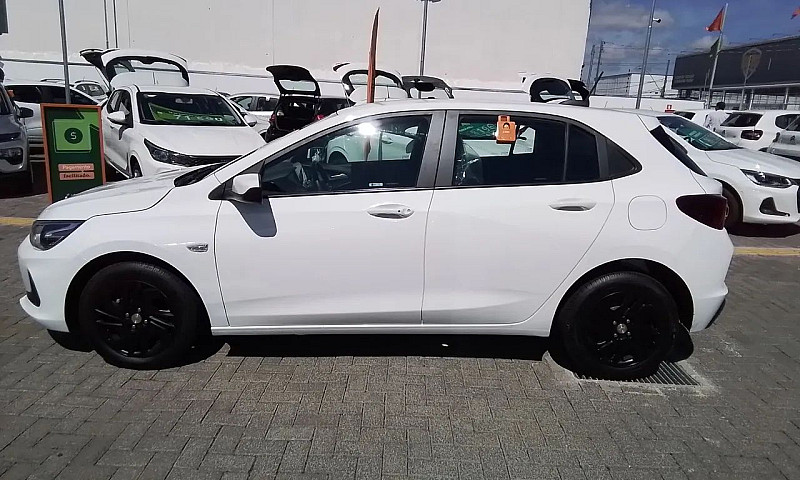 Chevrolet Onix Hatch...