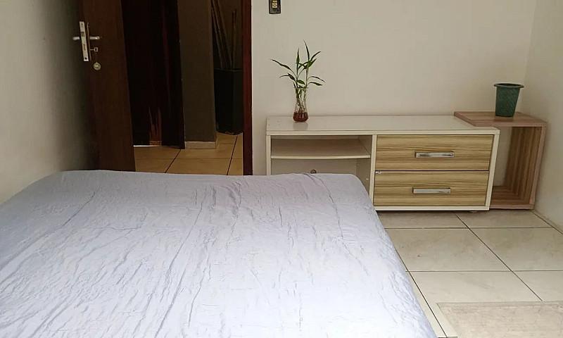 Quarto Para Alugar E...