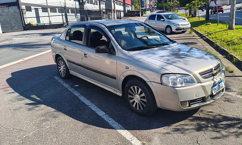 Chevrolet Astra Sed....