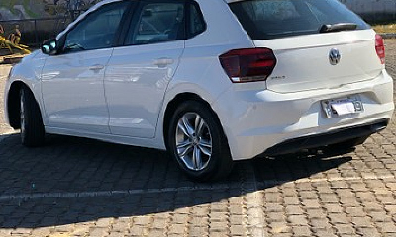 Volkswagen Polo Mpi...