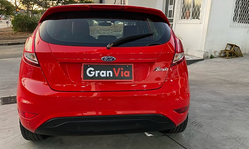 New Fiesta 1.6 Manua...