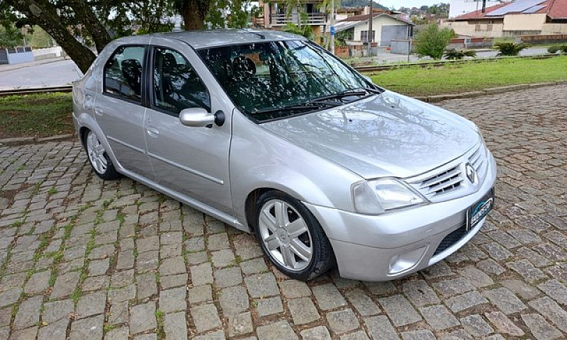 Renault Logan Privil...