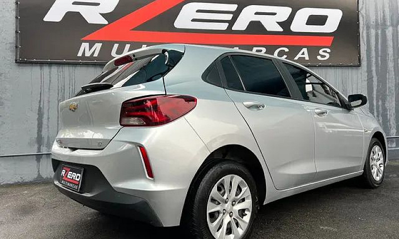 Chevrolet Onix Hatch...