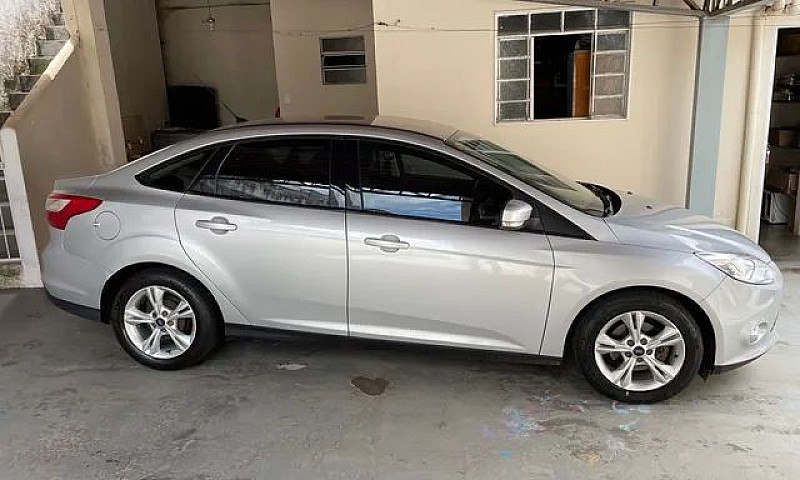 Ford Focus Sedan At ...