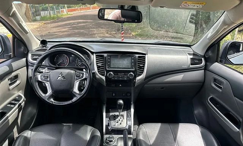 Mitsubishi L200 Trit...