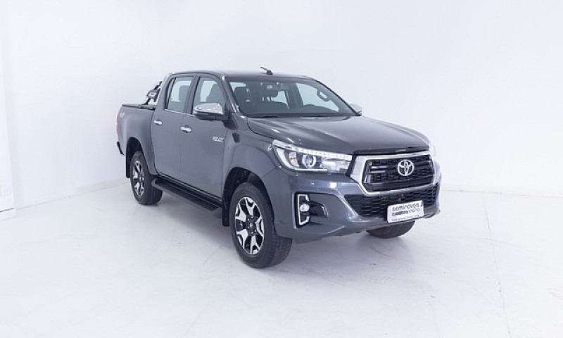 Toyota Hilux 2.8 Srx...