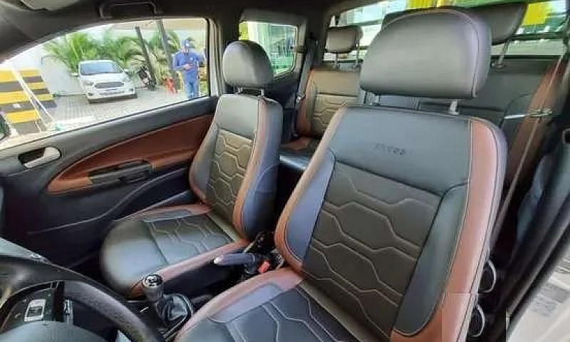 Volkswagen Saveiro C...