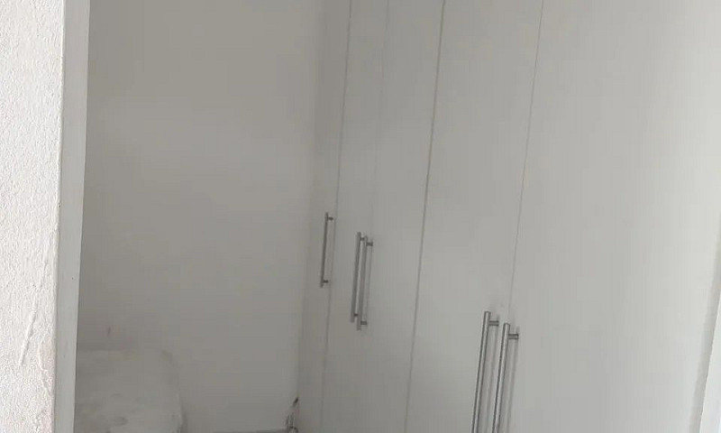 Aluga-Se Apartamento...