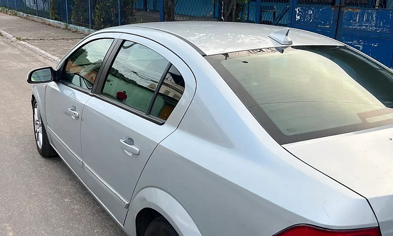 Chevrolet Vectra Eli...