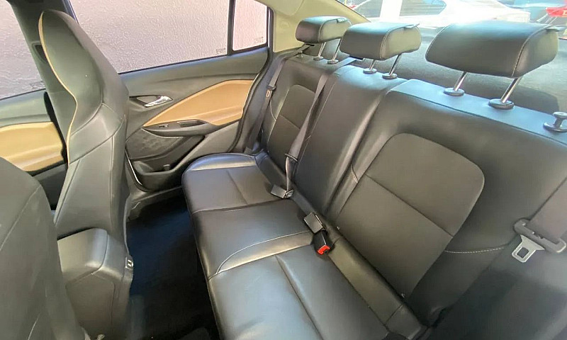 Chevrolet Onix Hatch...