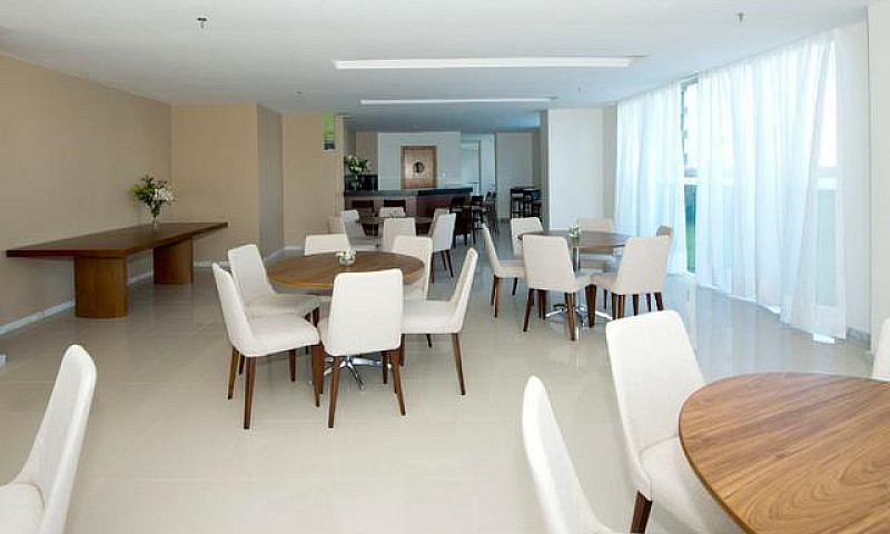 Villa Privilege, 1, ...