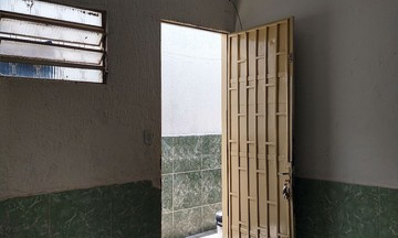 R$ 300 Incluído Água...