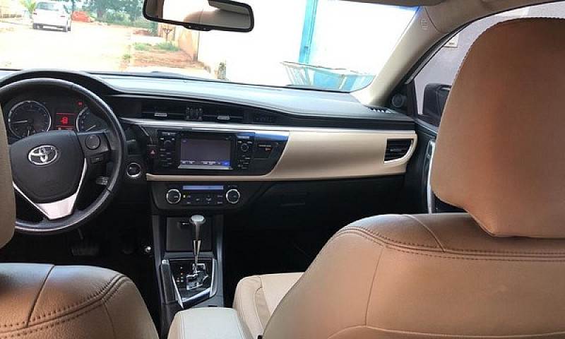 Corolla Altis 2.0 An...