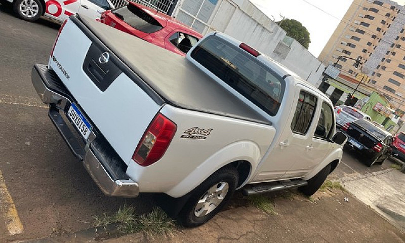 Nissan Frontier S Di...