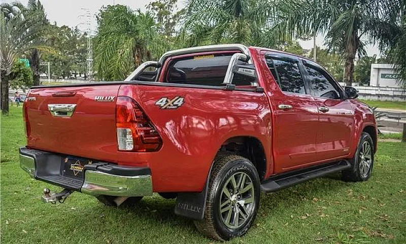 Toyota Hilux 2017 2....