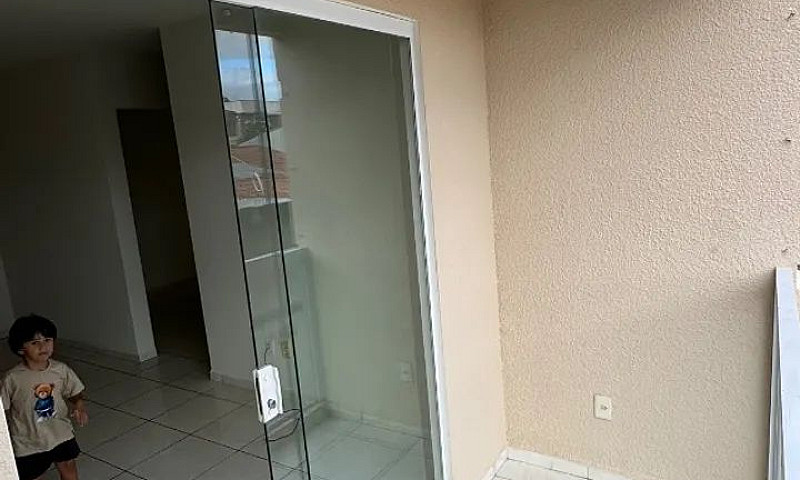 Vendo Condomínio Aca...