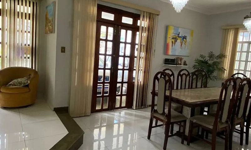 Casa Plana Em Lote D...