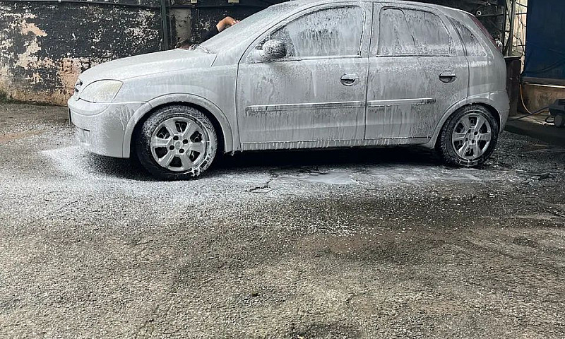 Chevrolet Corsa Hatc...