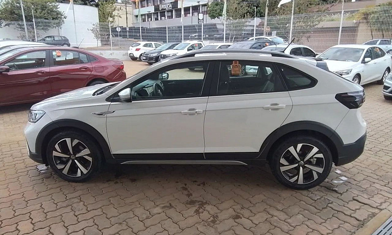 Volkswagen Nivus Hig...