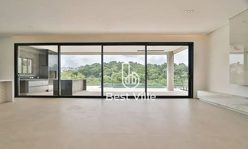 Casa Com 4 Dormitóri...