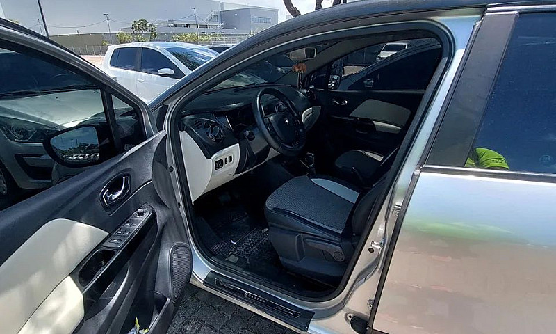 Renault Captur Inten...