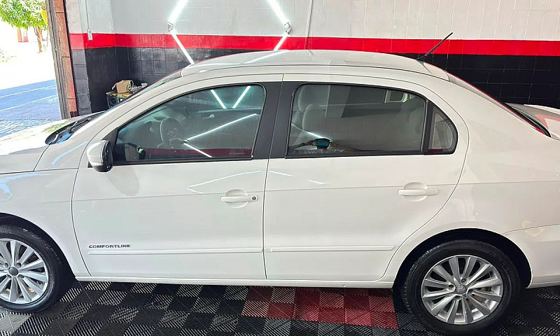 Volkswagen Voyage Co...
