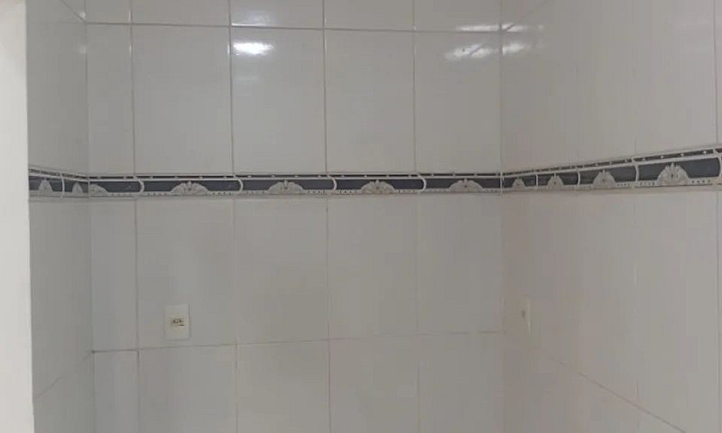 Alugo Casa, 1 Quarto...