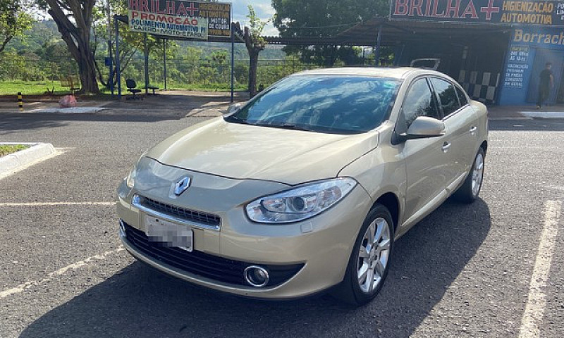 Renault Fluence Priv...