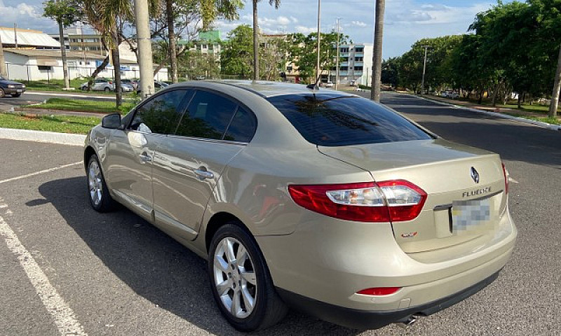 Renault Fluence Priv...