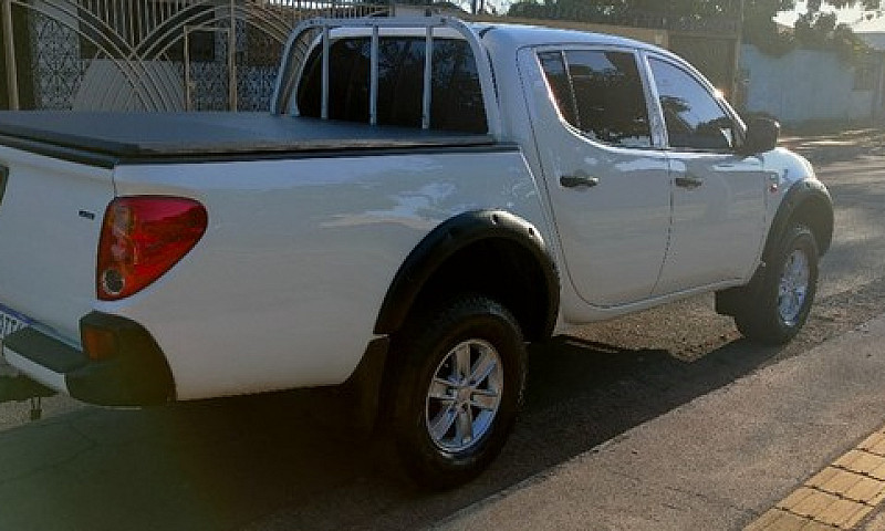 L200 Triton 3.2 Gl D...