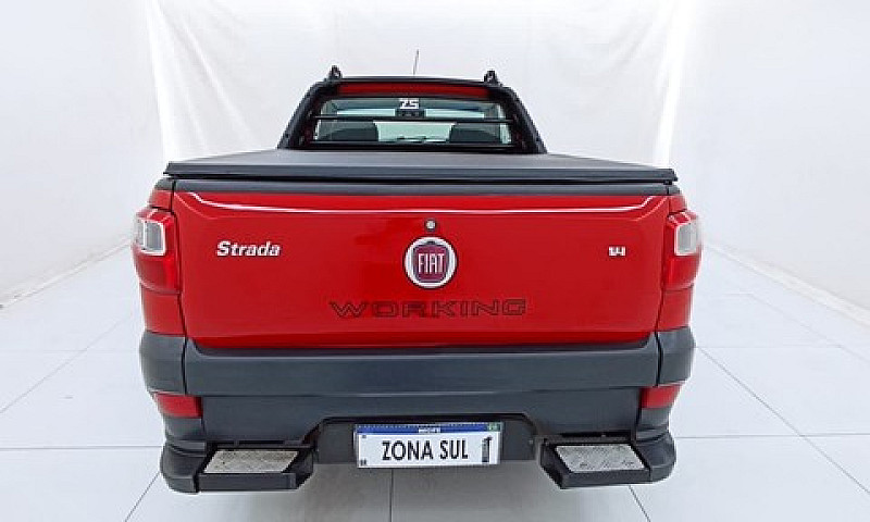 Strada 1.4 2015 Cabi...