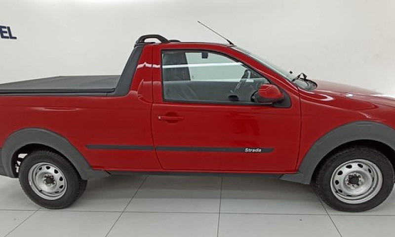 Strada 1.4 2015 Cabi...