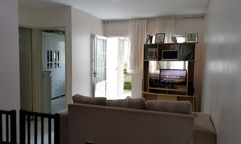 Casa Com Dois Quarto...