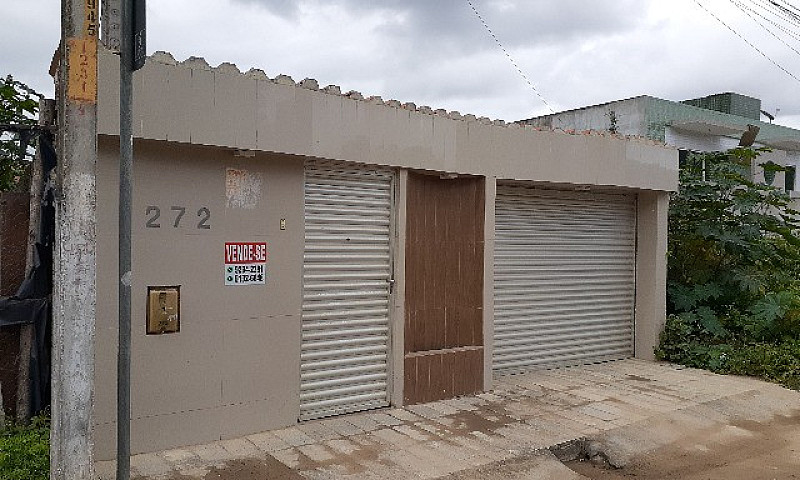 Casa Com Dois Quarto...