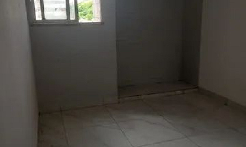 Um Apartamento Em Ma...