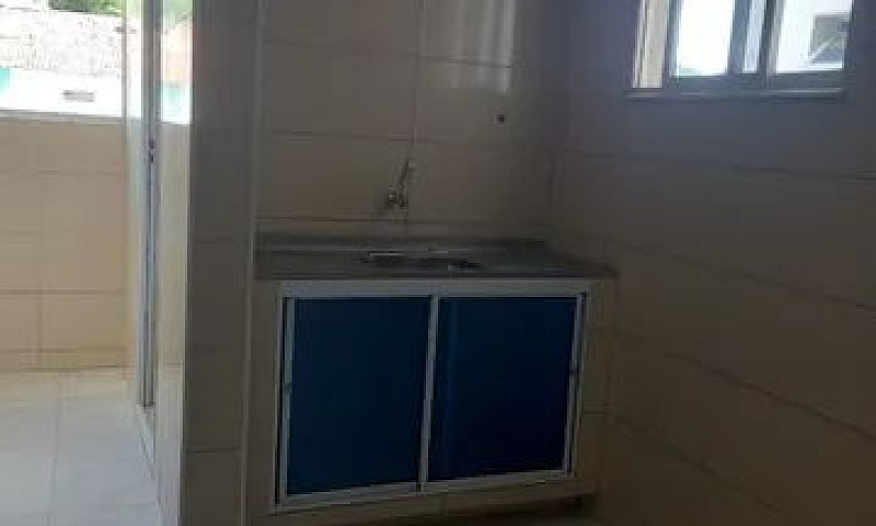 Um Apartamento Em Ma...