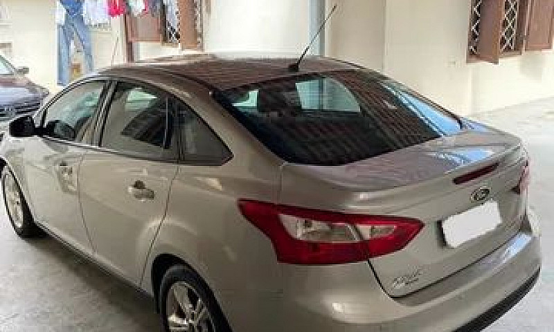 Ford Focus Sedan At ...