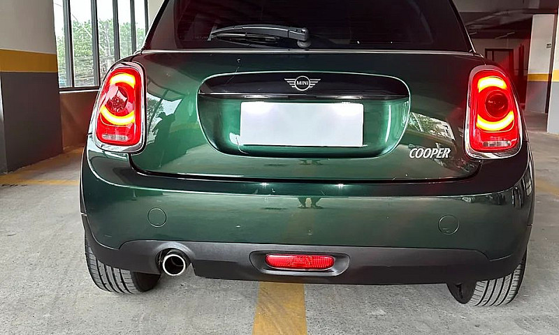 Mini Cooper 1.5 Turb...