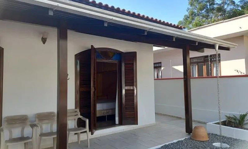 Vende-Se Casa Mobili...