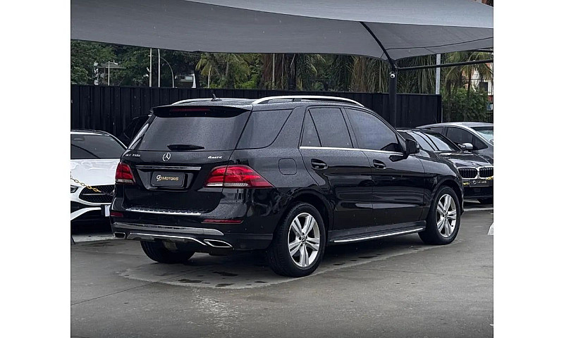 Mercedes-Benz Gle-35...