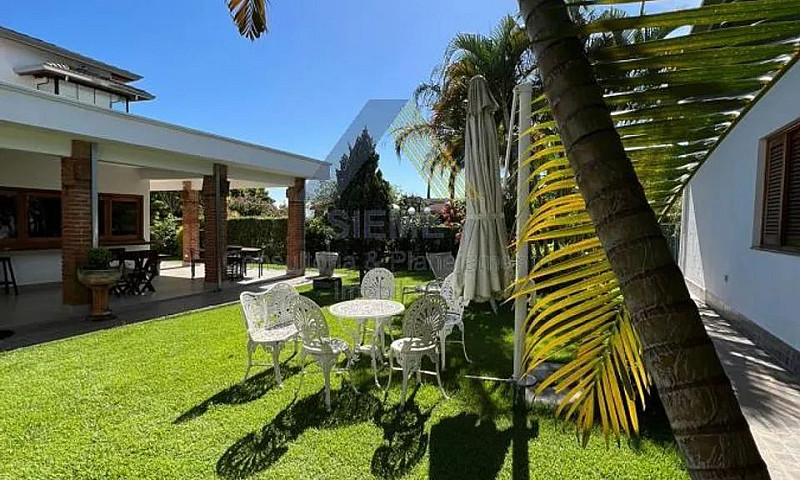 Casa Em Condomínio P...