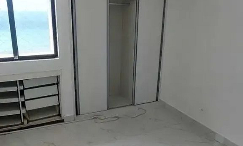 Alugo Apartamento De...